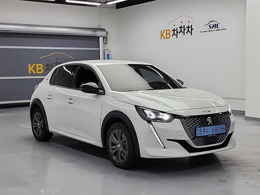 Peugeot 208 - Vista 4