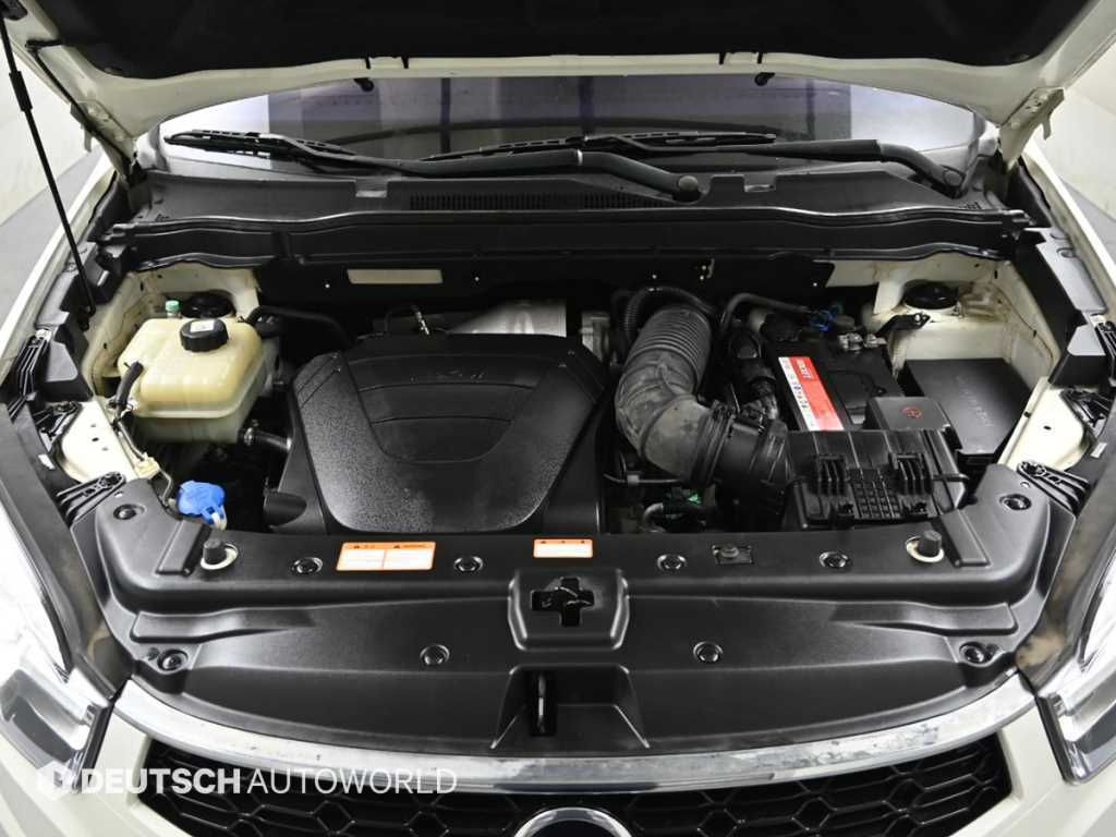 Ssangyong Korando - Vista 6