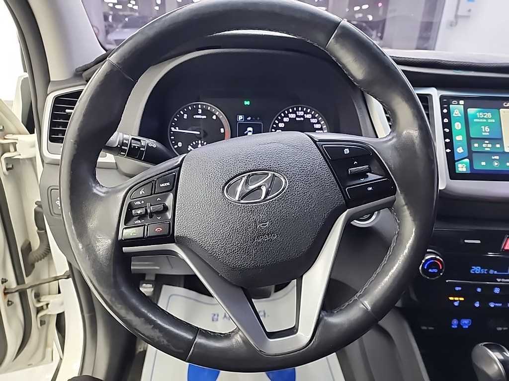 HYUNDAI Tucson - Vista 9