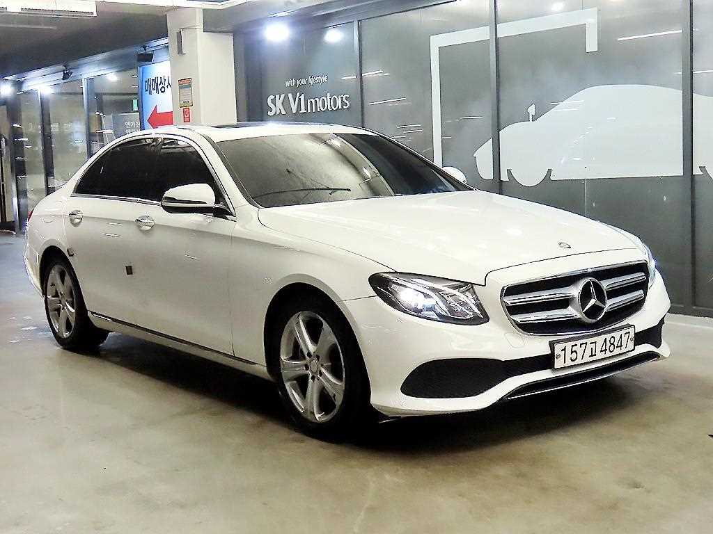 Mercedes Benz E class 2017 Blanco - Importación desde Corea - HF Imports Iquique - Foto 1