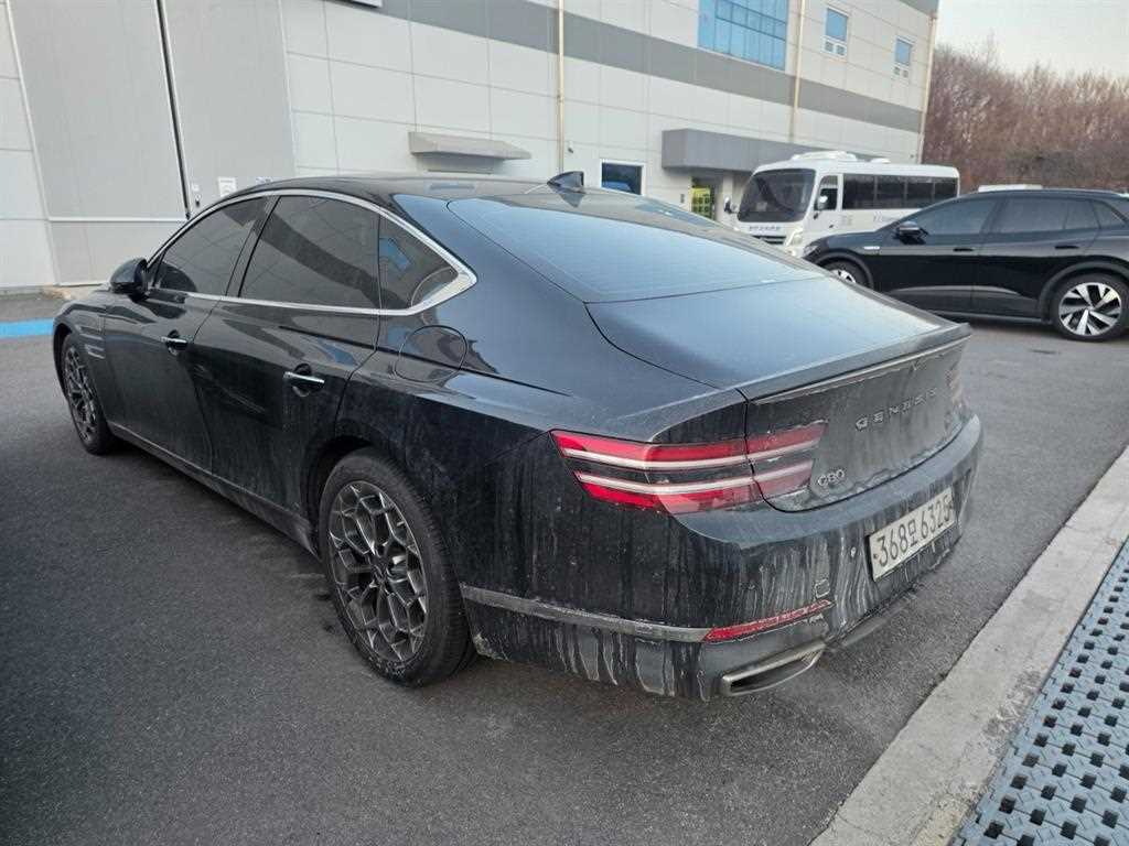 Genesis G80 - Vista 5