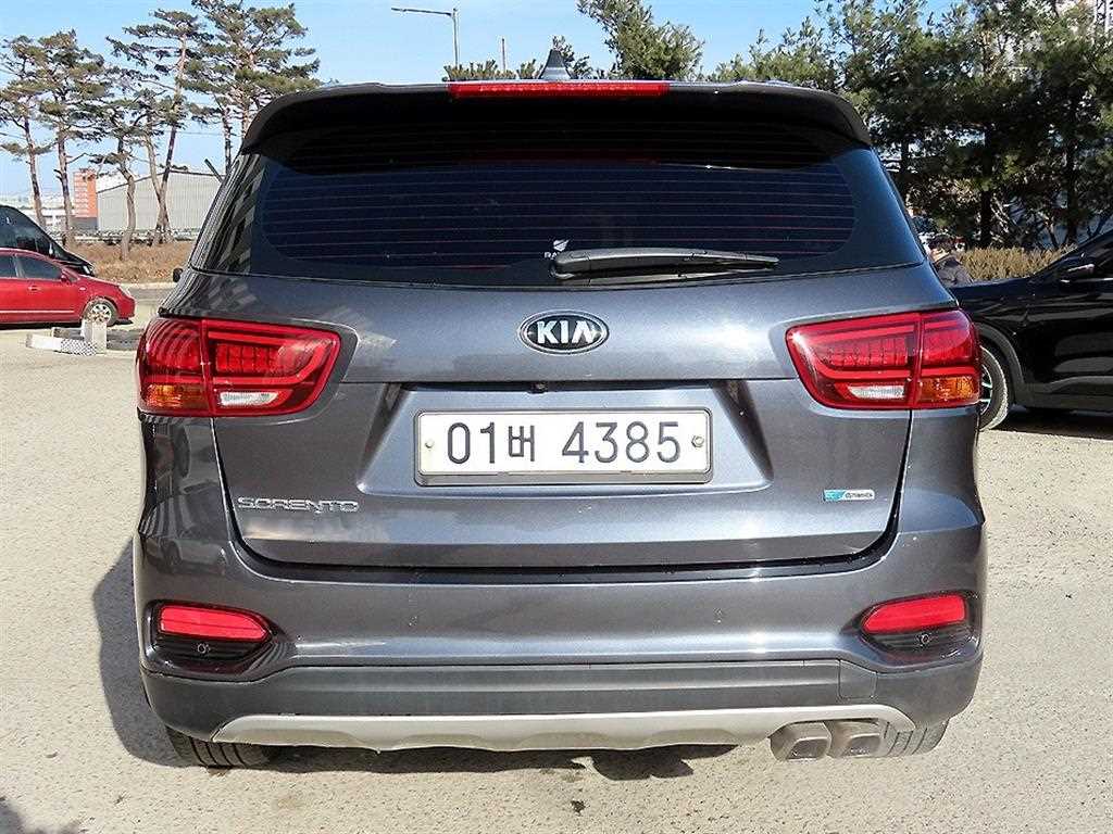 KIA Sorento - Vista 4