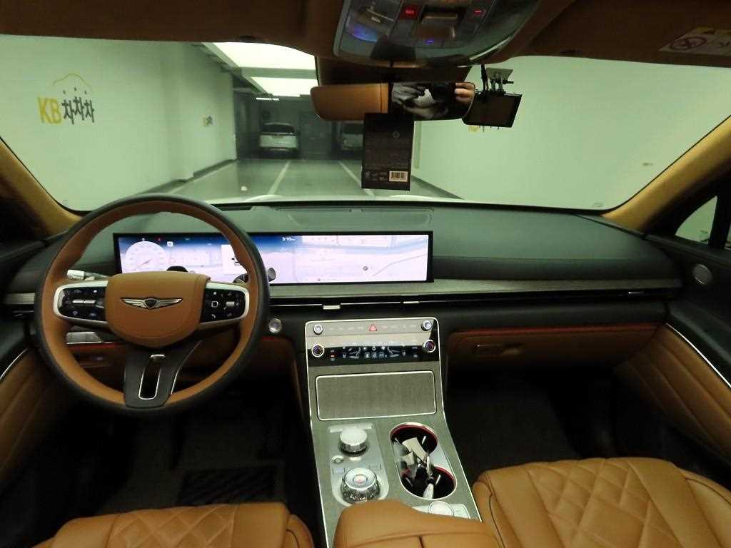 Genesis GV80 - Vista 7