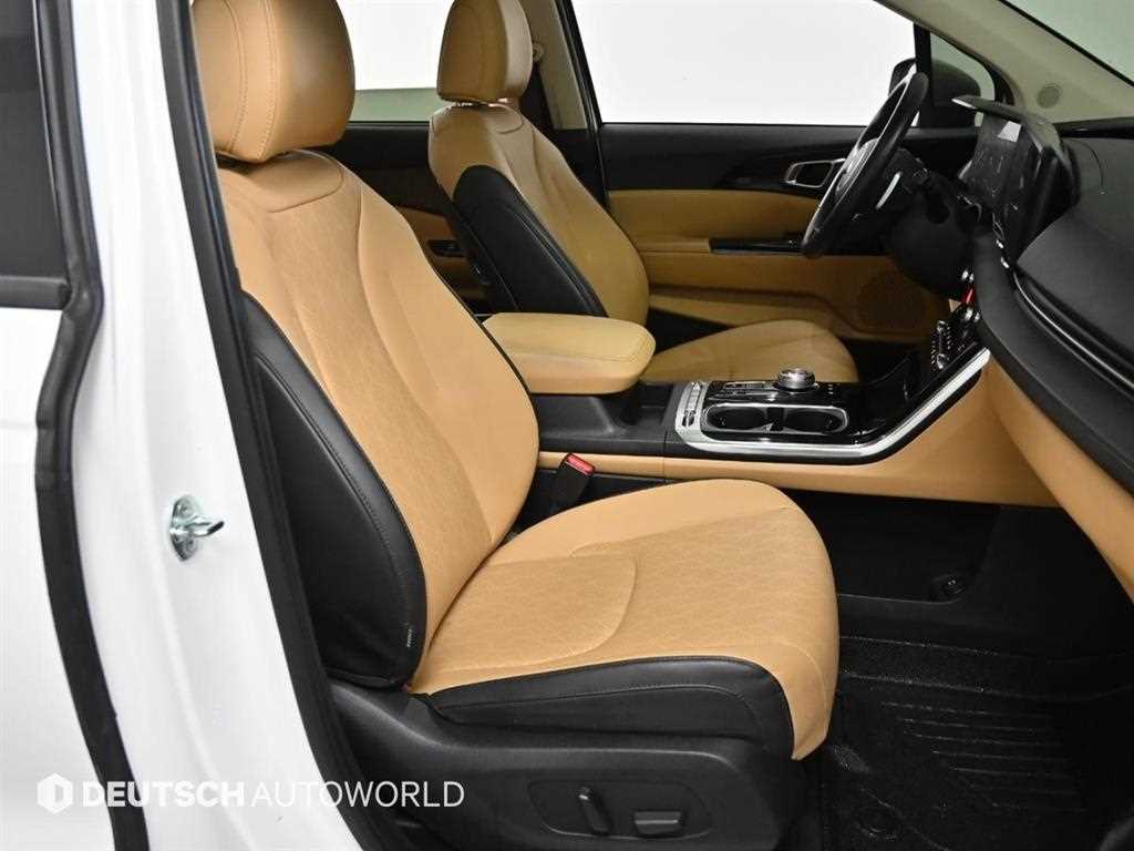 KIA Carnival - Vista 10