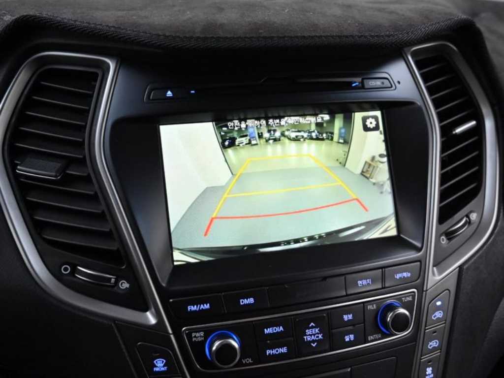 HYUNDAI Maxcruz - Vista 12