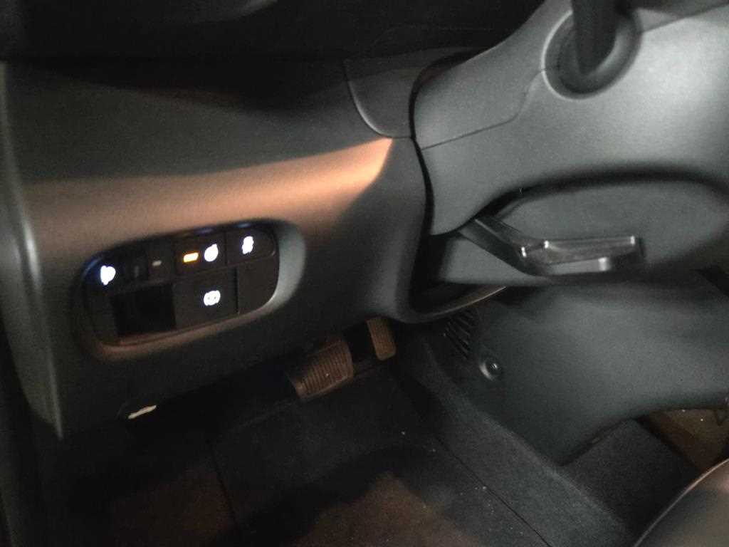 HYUNDAI Casper - Vista 10