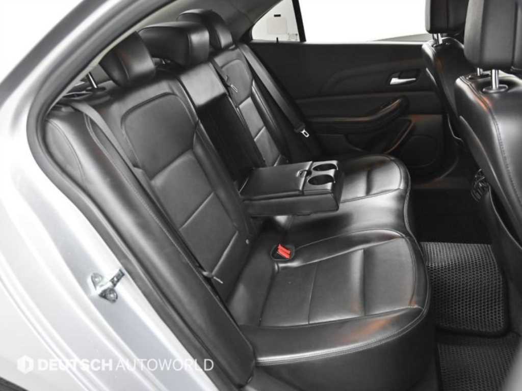 Chevrolet Malibu - Vista 12