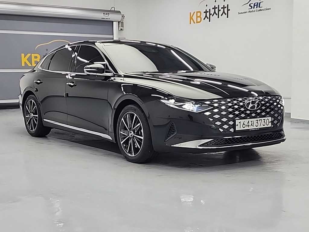 HYUNDAI Grandeur - Vista 4
