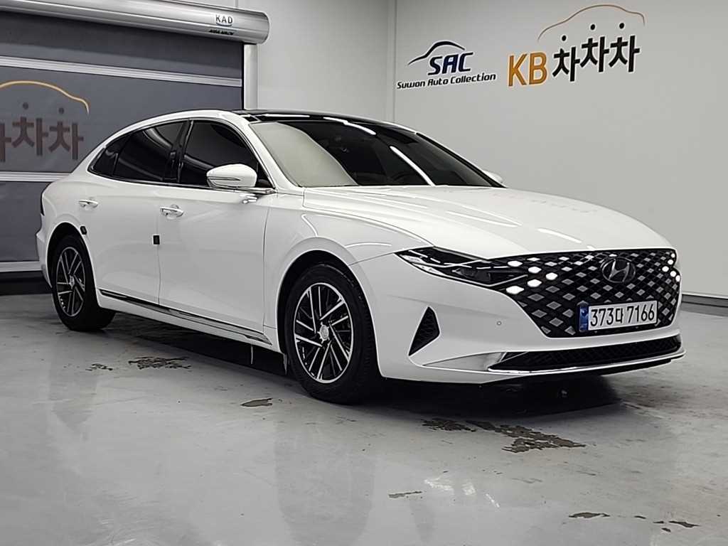 HYUNDAI Grandeur - Vista 4