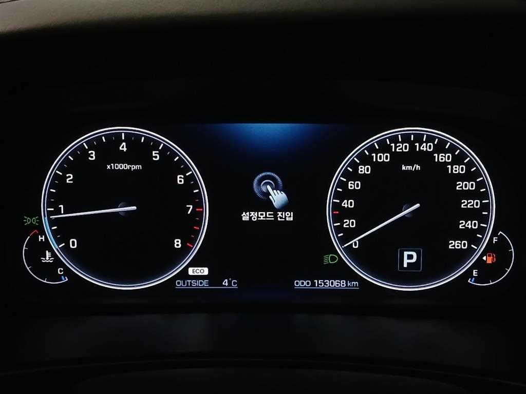 HYUNDAI Equus - Vista 6