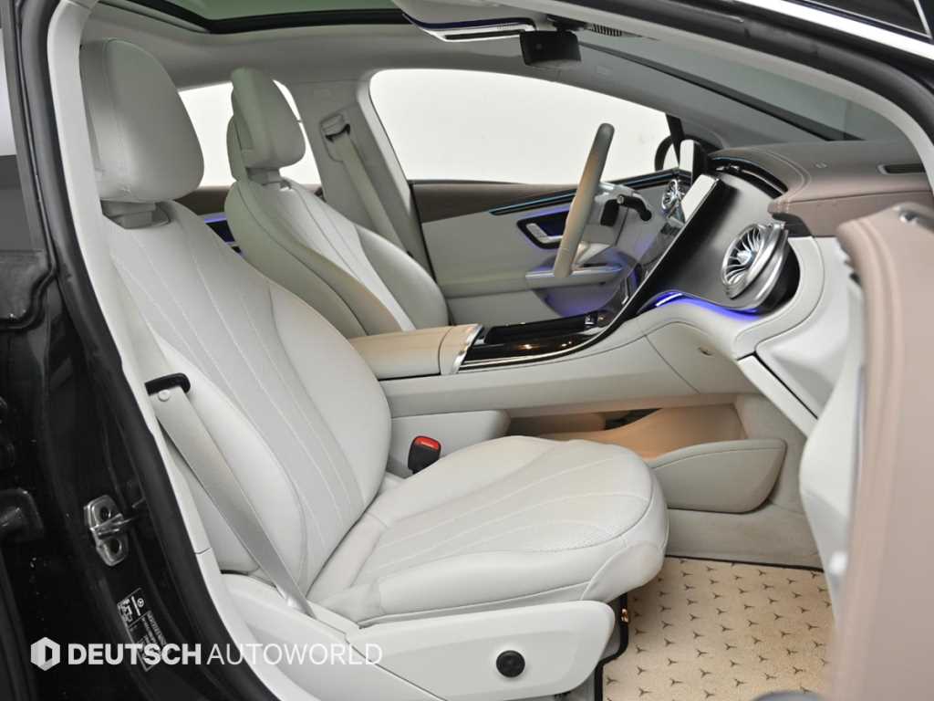 Mercedes Benz EQE - Vista 10