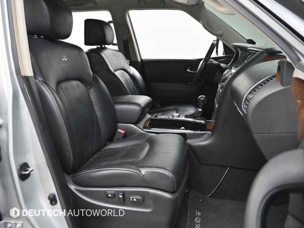 Infiniti QX - Vista 10