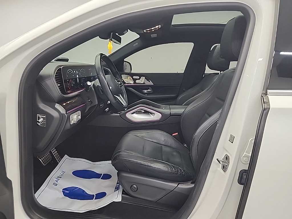 Mercedes Benz GLE Class - Vista 11