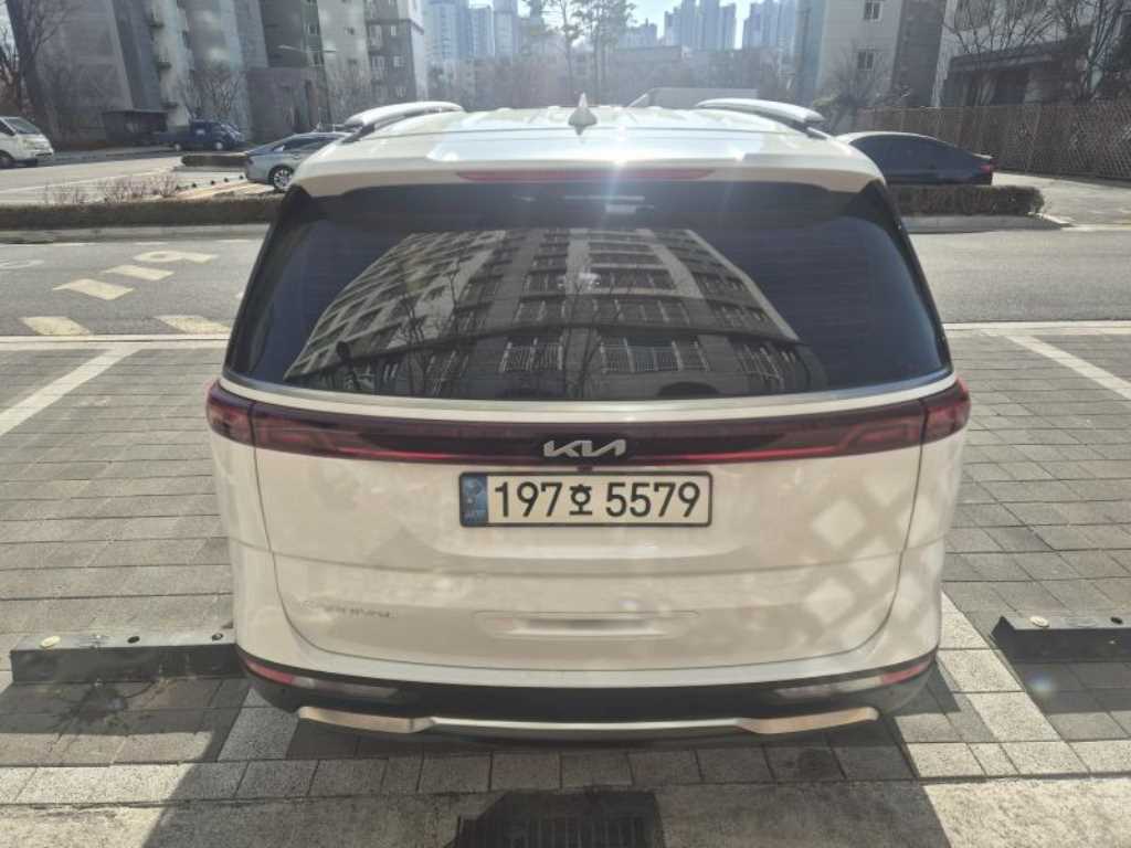 KIA Carnival - Vista 2
