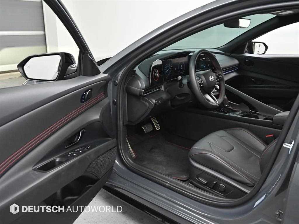 HYUNDAI Avante - Vista 11