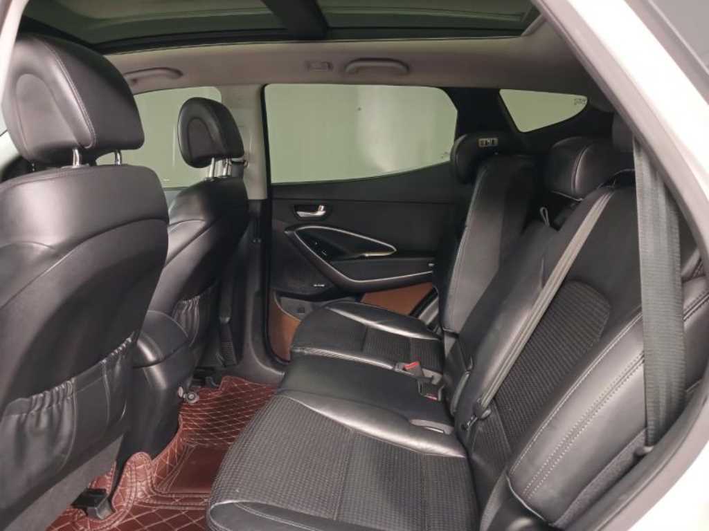 HYUNDAI Santa Fe - Vista 8