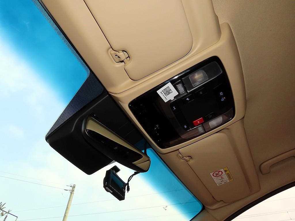 HYUNDAI Staria 2025 Blanco - Importación desde Corea - HF Imports Iquique - Foto 16