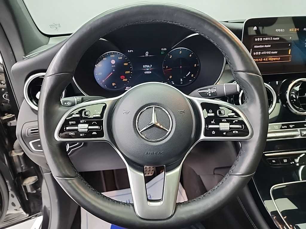 Mercedes Benz GLC Class - Vista 9