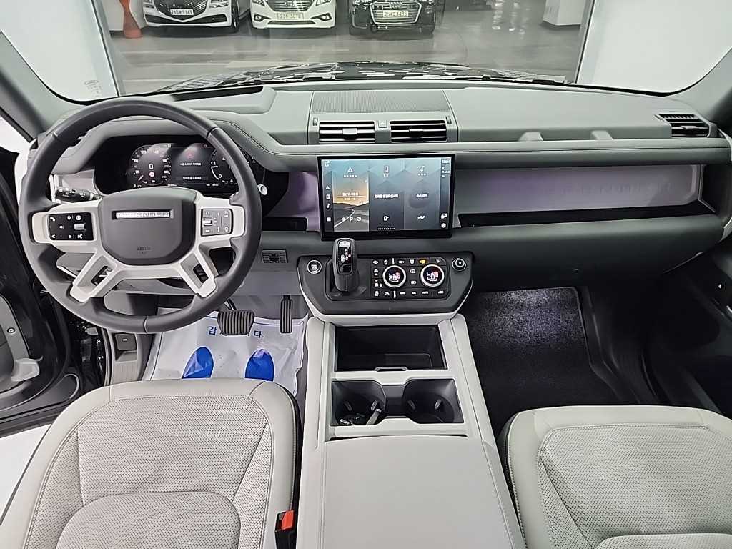 Land Rover Defender - Vista 7