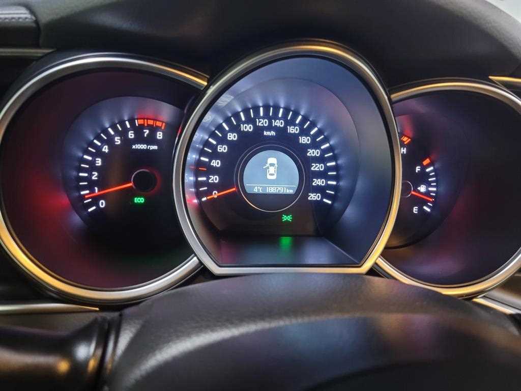 KIA K5 2014 Negro - Importación desde Corea - HF Imports Iquique - Foto 13