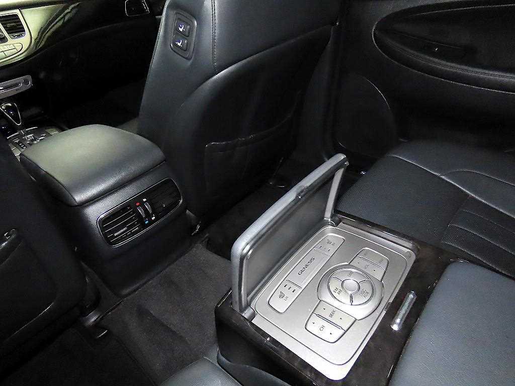 HYUNDAI Genesis 2012 Negro - Importación desde Corea - HF Imports Iquique - Foto 18