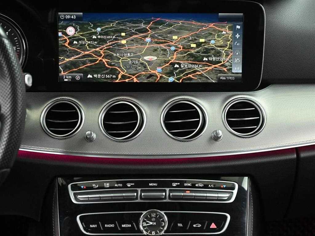 Mercedes Benz E class 2017 Negro - Importación desde Corea - HF Imports Iquique - Foto 14