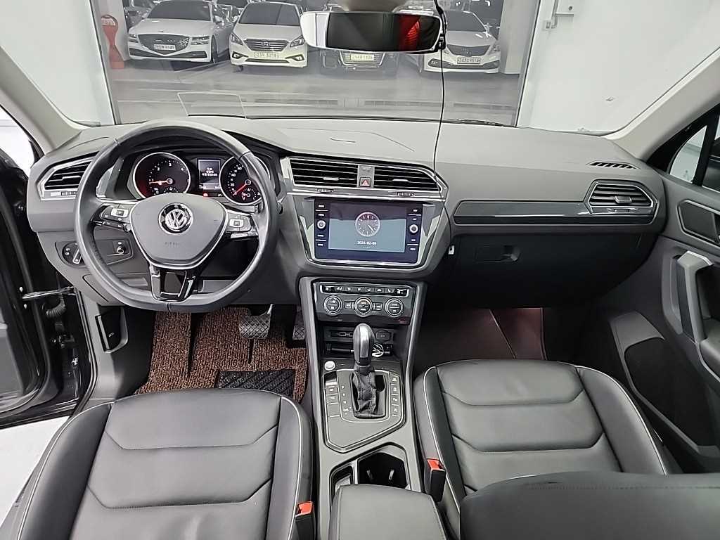 Volkswagen Tiguan - Vista 7