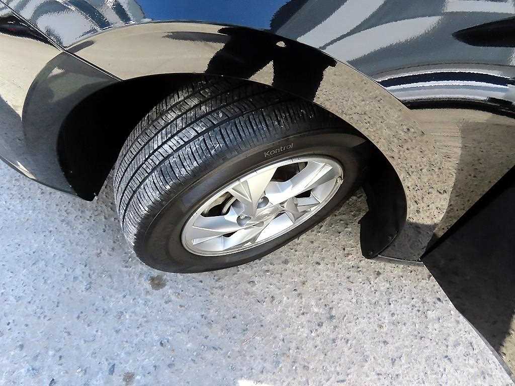 HYUNDAI Avante 2023 Negro - Importación desde Corea - HF Imports Iquique - Foto 18