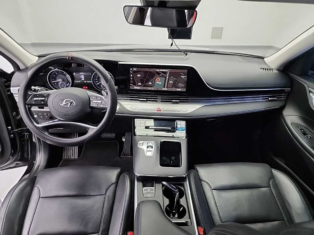 HYUNDAI Grandeur - Vista 7