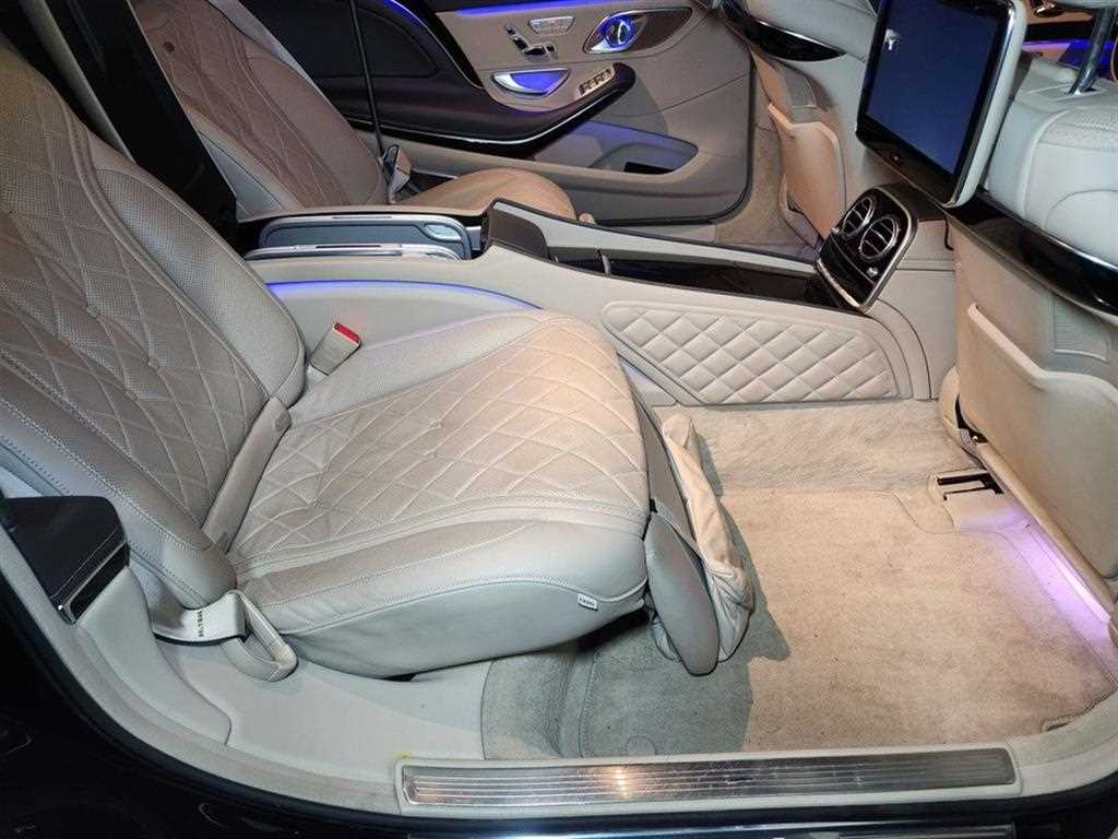 Mercedes Benz S Class - Vista 5
