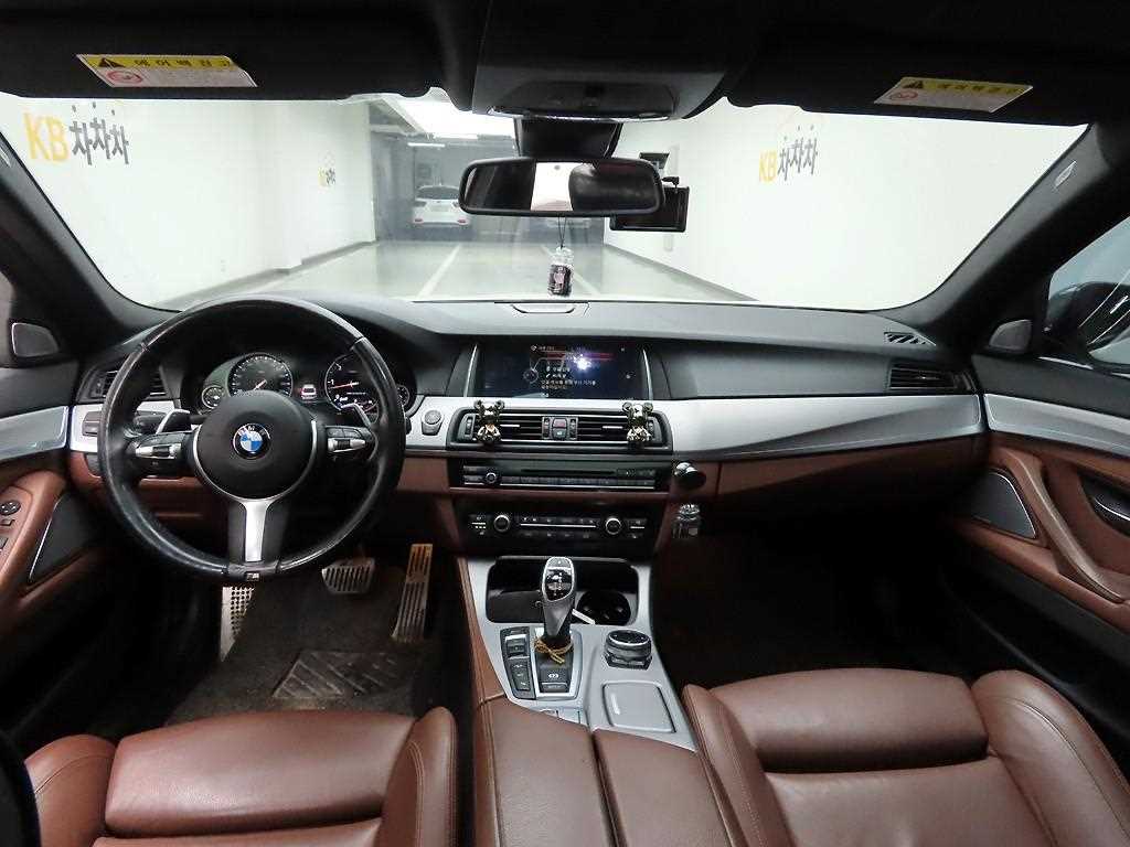 BMW 5 Series - Vista 6