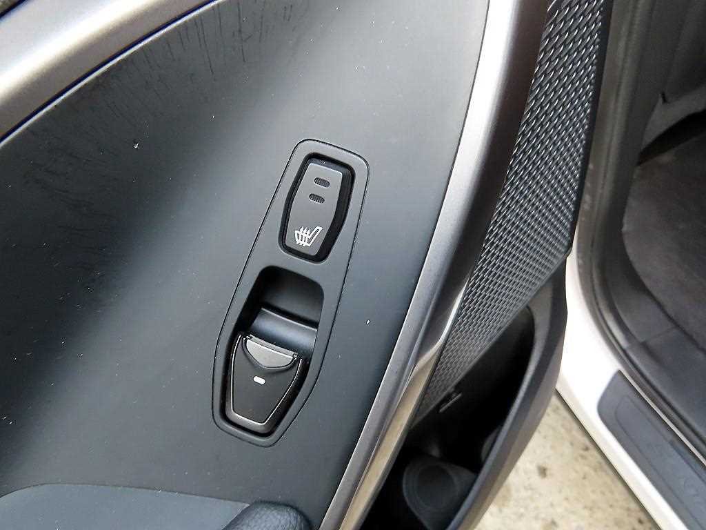 HYUNDAI Santa Fe 2016 Blanco - Importación desde Corea - HF Imports Iquique - Foto 17