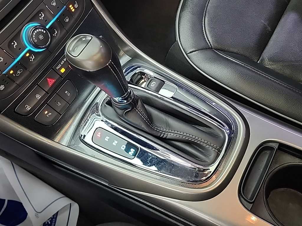 Chevrolet Malibu - Vista 8