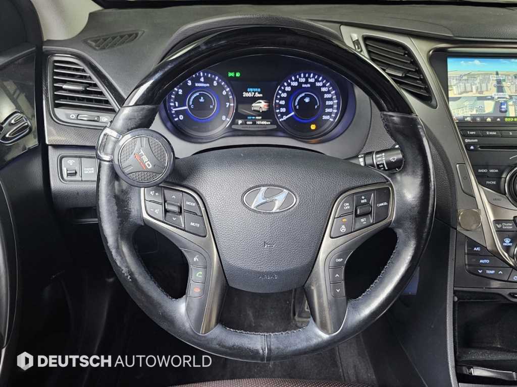 HYUNDAI Grandeur 2013 Negro - Importación desde Corea - HF Imports Iquique - Foto 13