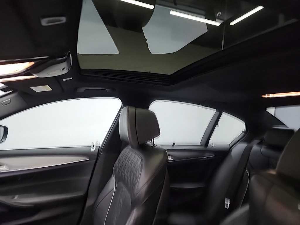 BMW 5 Series 2019 Gris - Importación desde Corea - HF Imports Iquique - Foto 14