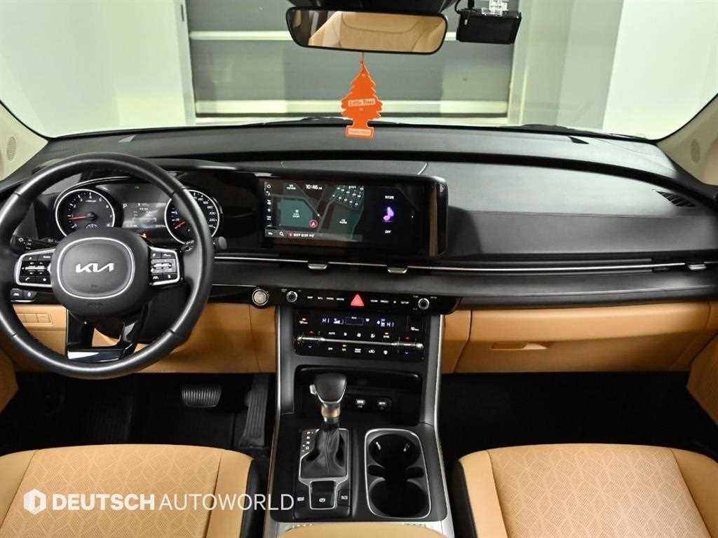 KIA Carnival - Vista 6