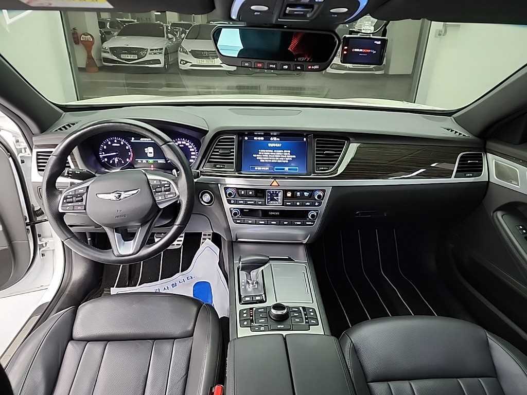 Genesis G80 - Vista 7