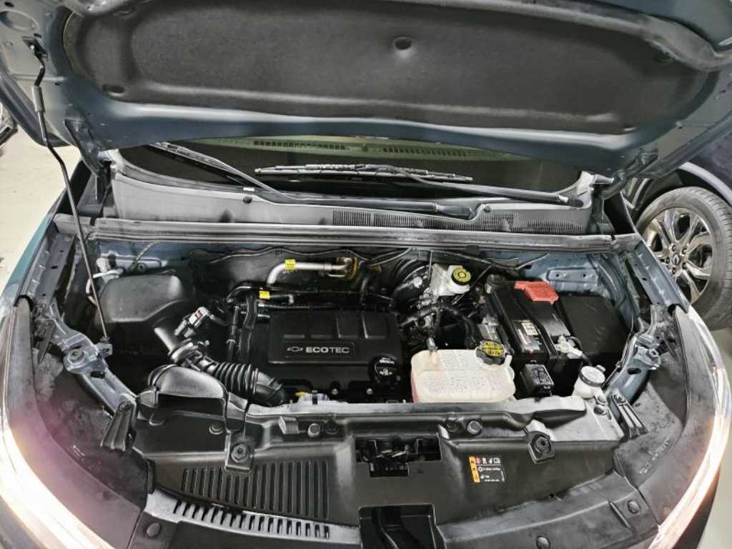 Chevrolet Trax 2021 Gris - Importación desde Corea - HF Imports Iquique - Foto 18