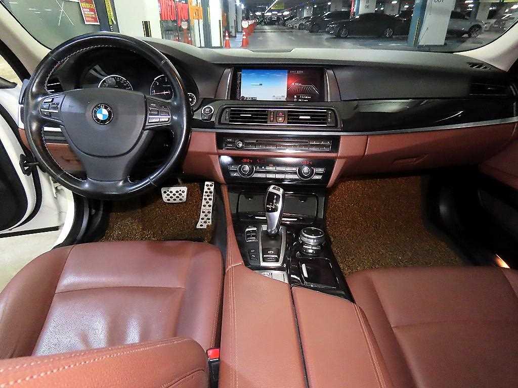 BMW 5 Series - Vista 10