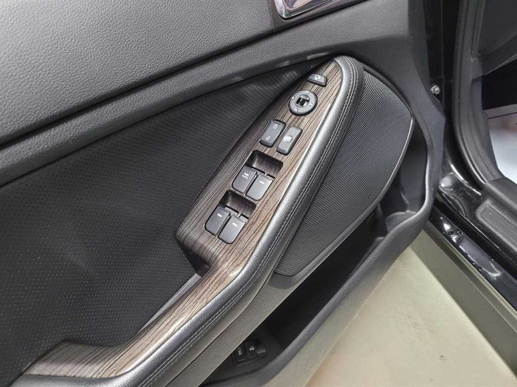 KIA K5 2014 Negro - Importación desde Corea - HF Imports Iquique - Foto 14