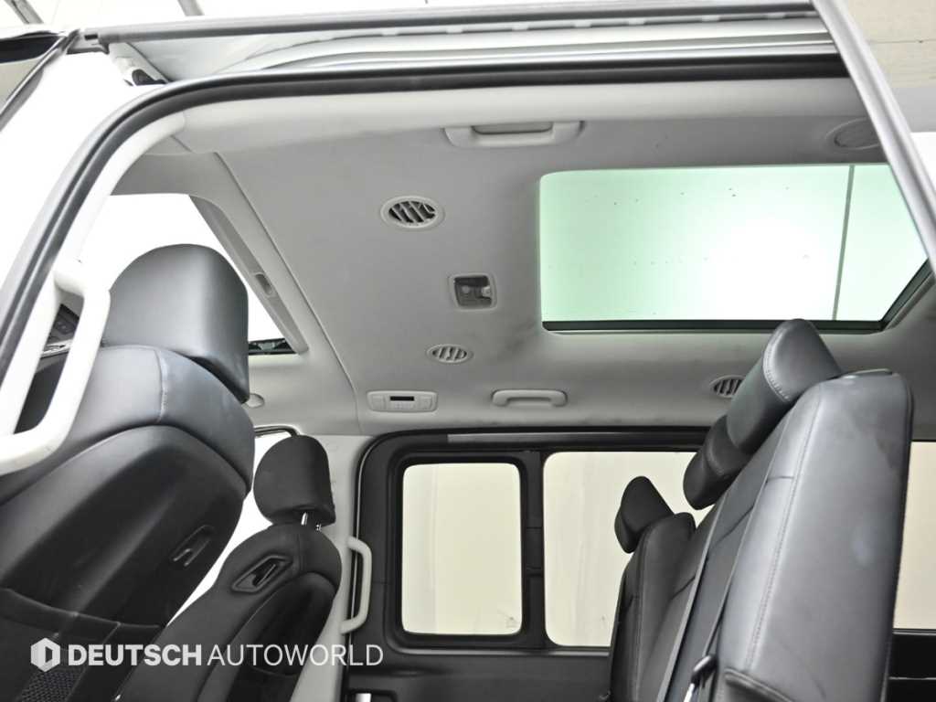 HYUNDAI Staria 2025 Blanco - Importación desde Corea - HF Imports Iquique - Foto 19