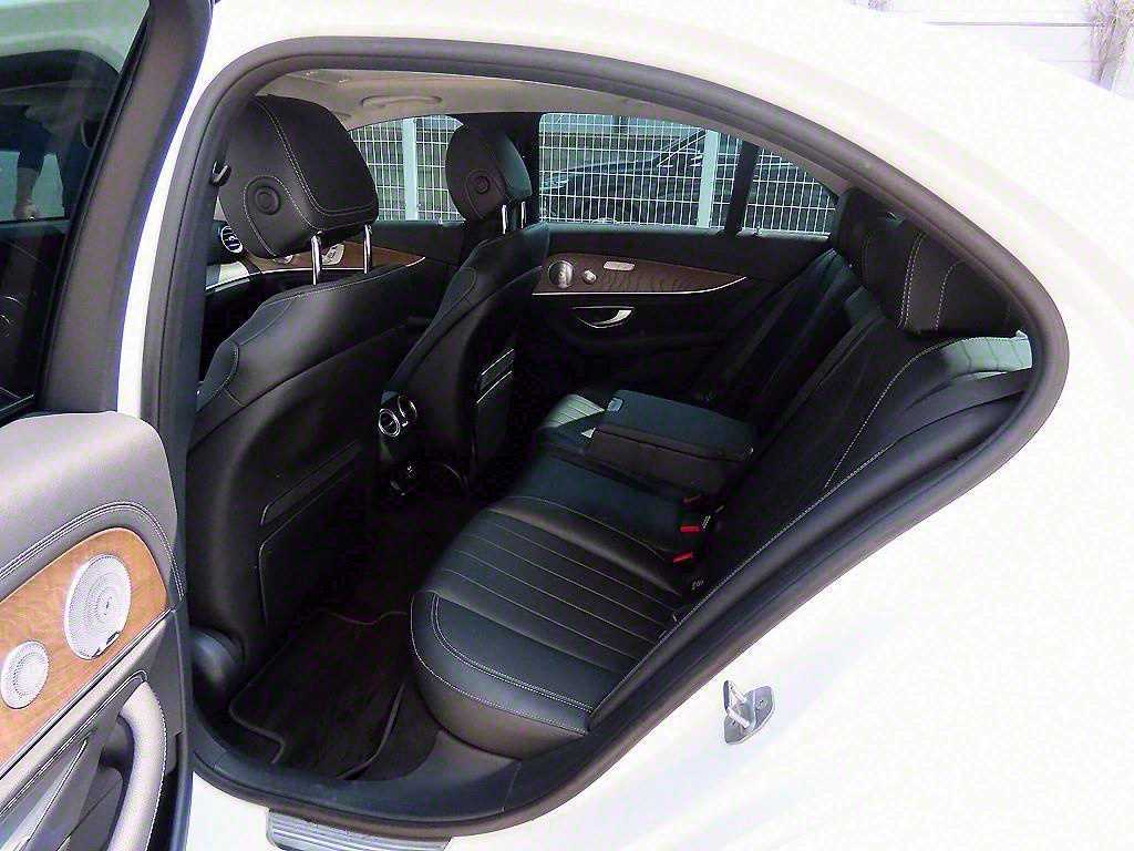 Mercedes Benz E class - Vista 6