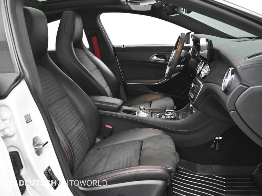 Mercedes Benz CLA Class - Vista 10