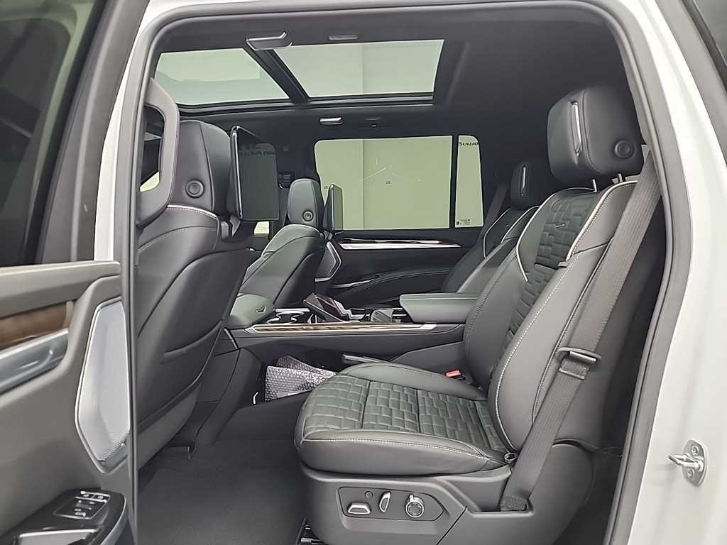 Cadillac Escalade - Vista 12