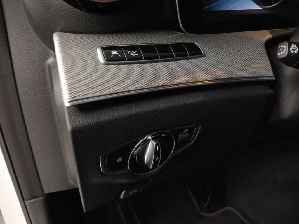 Mercedes Benz E class - Vista 9