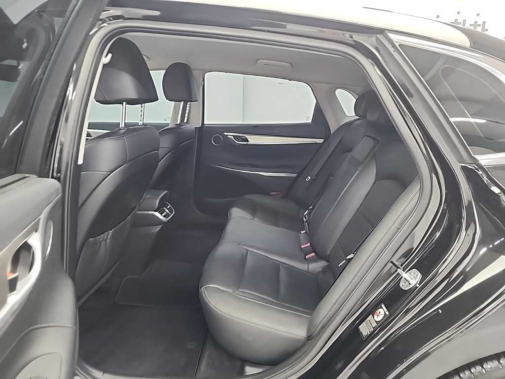 HYUNDAI Grandeur - Vista 12