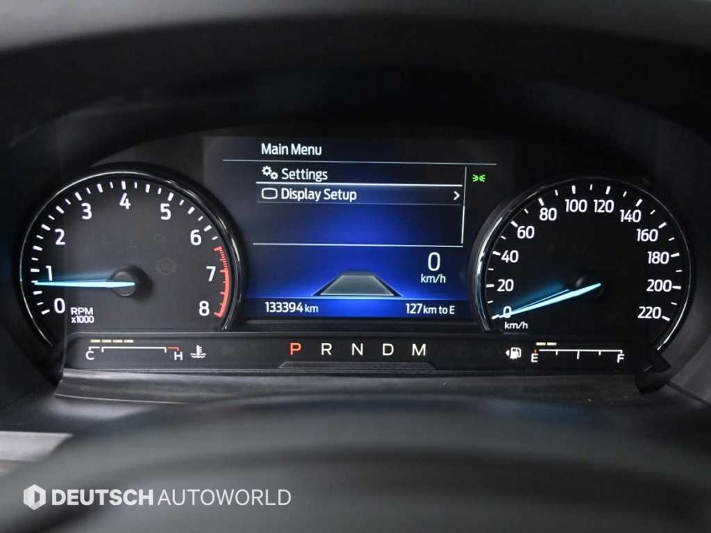 Ford Explorer - Vista 8