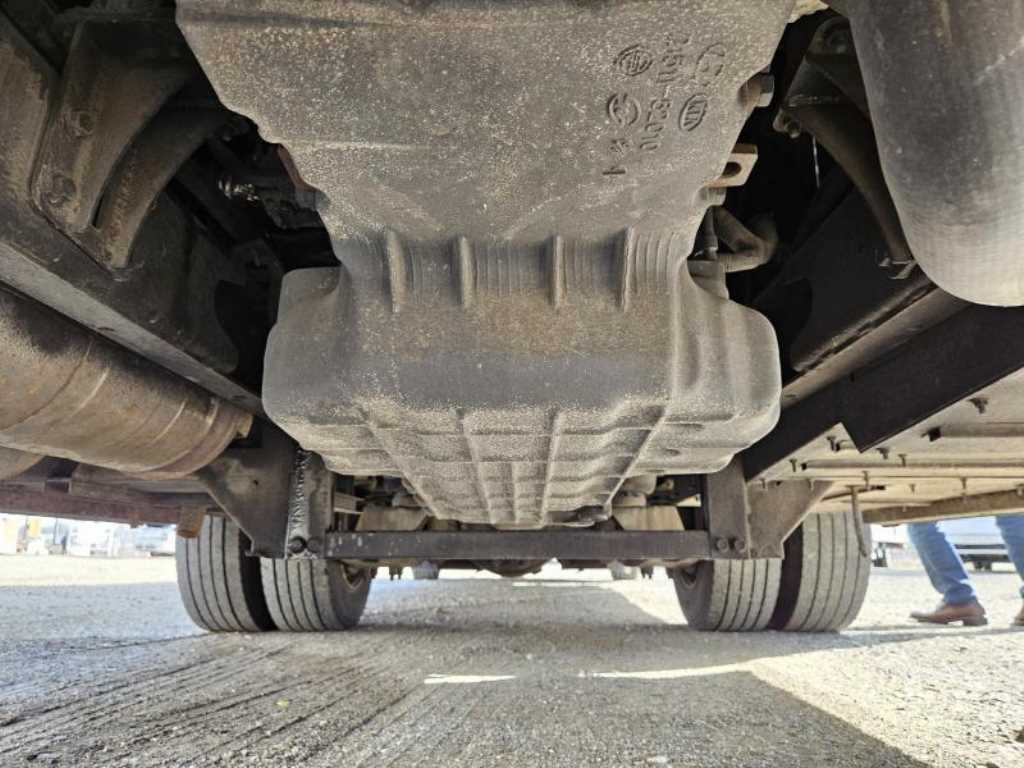 medium and large bus Medium-sized Hyundai Bus - Vista 5