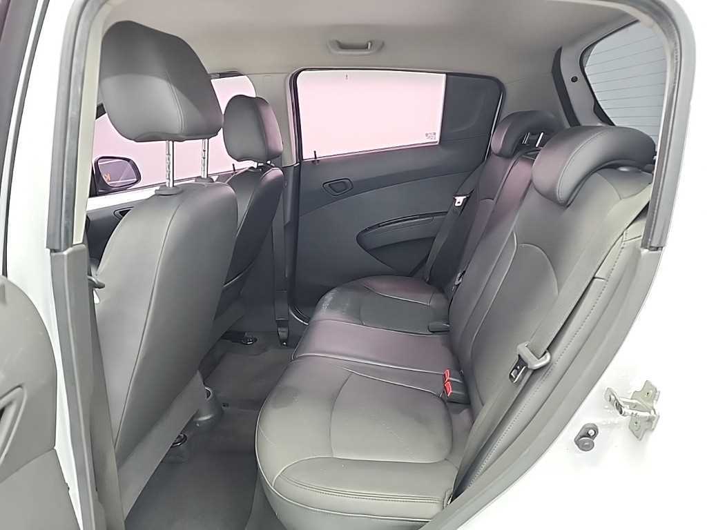 Chevrolet Spark - Vista 12