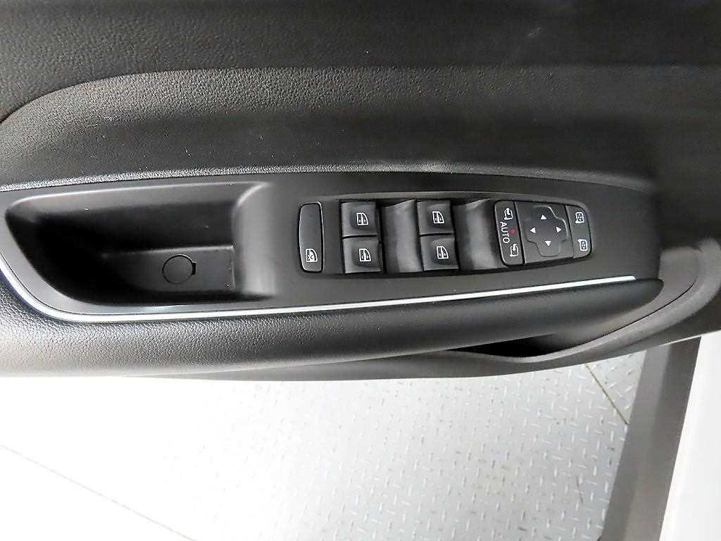 SAMSUNG QM6 - Vista 11